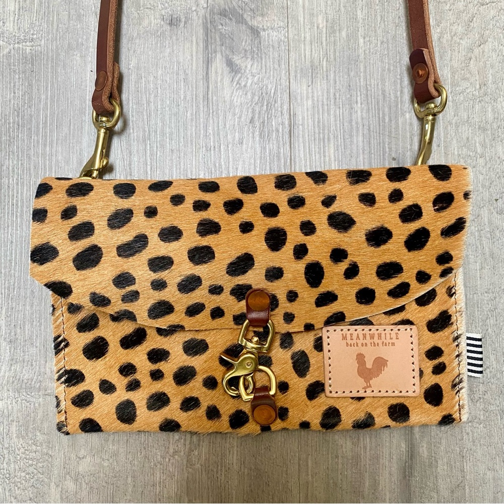✨New! Meanwhile Back On The Farm Spotted Crossbody Clutch✨